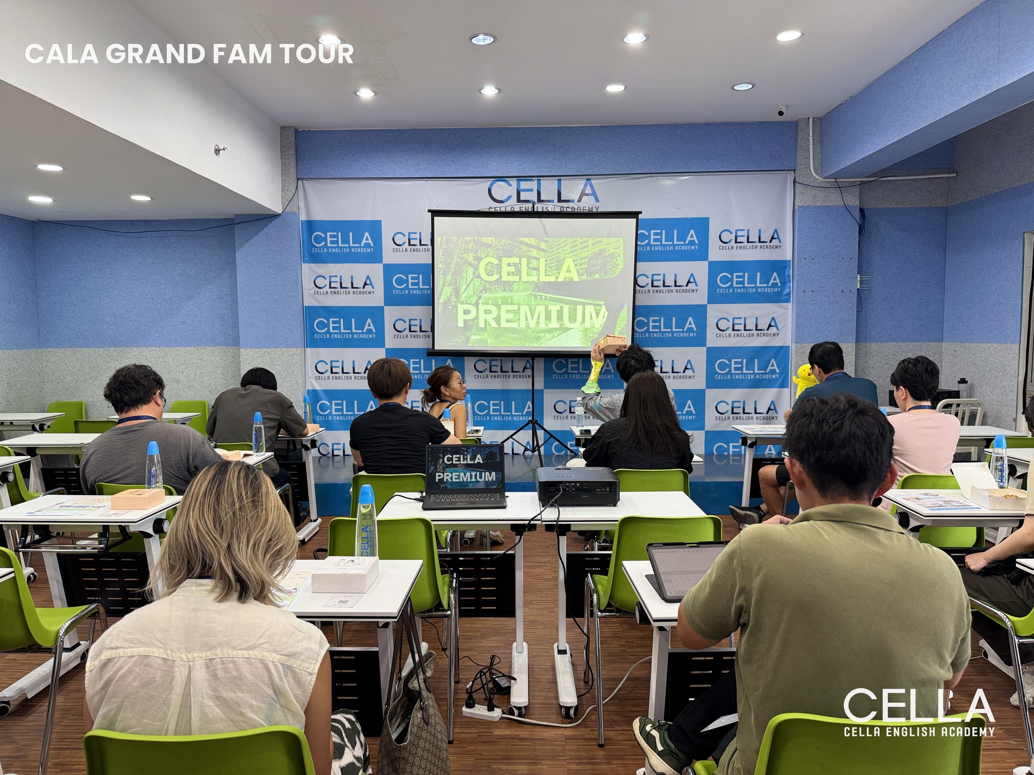 Hình ảnh lớp học Cella Premium
