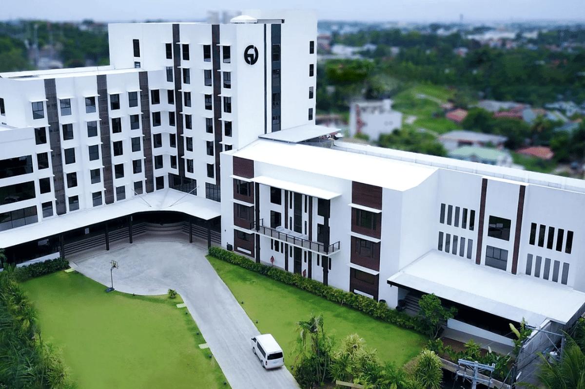 Hình ảnh trường EV Academy