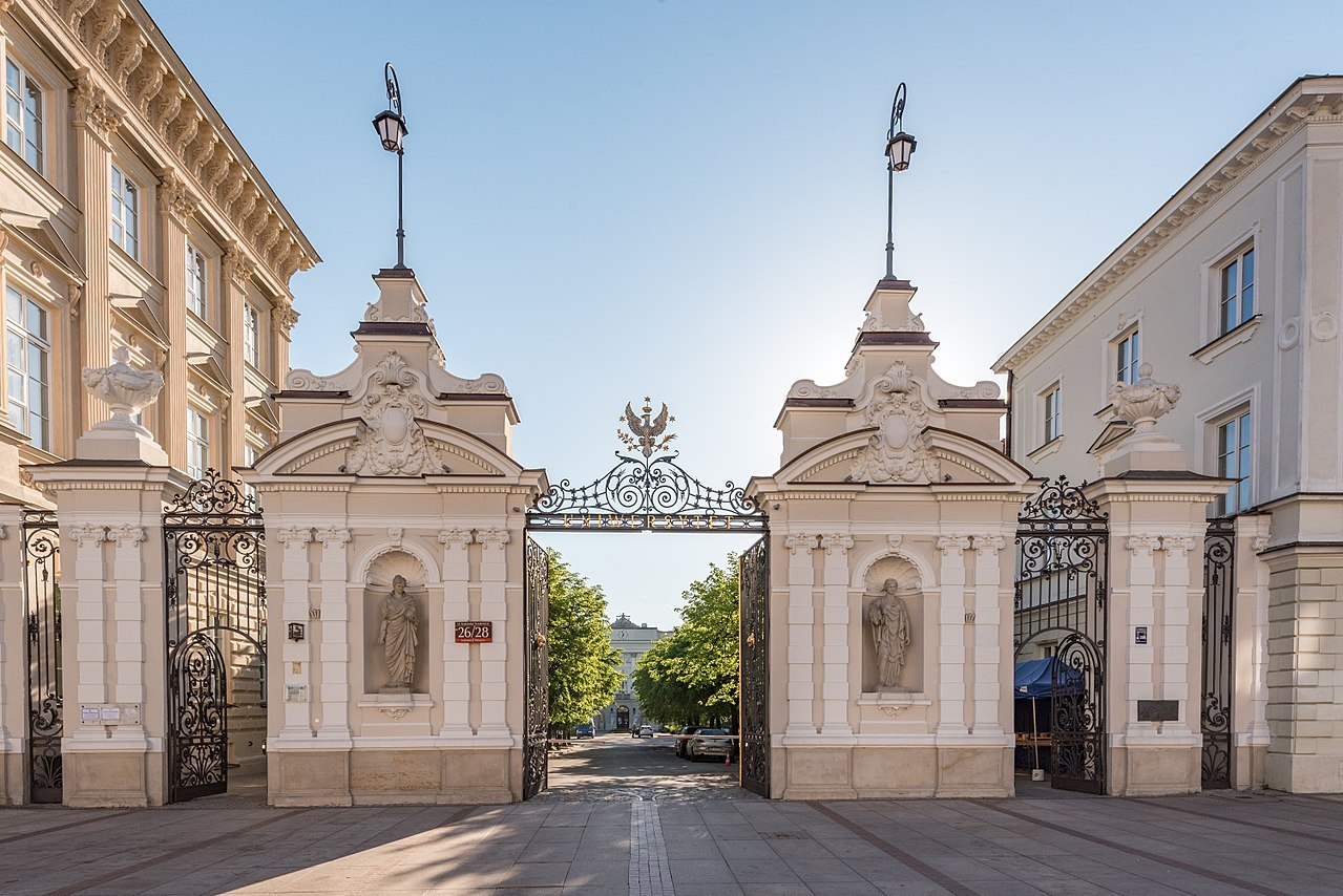 Học phí University of Warsaw: Tham khảo từ 2.000 EUR/năm Học phí University of Warsaw: Tham khảo từ 2.000 EUR/năm