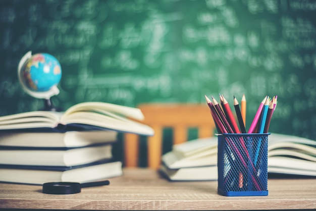 Master of Education – Thạc sĩ Giáo dục Master of Education – Thạc sĩ Giáo dục