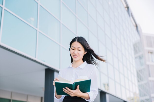 Gia đình học sinh Mission Edu chuẩn bị ngân sách du học như thế nào? Gia đình học sinh Mission Edu chuẩn bị ngân sách du học như thế nào?