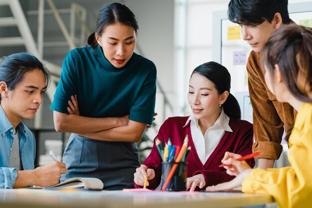 Gia đình học sinh Mission Edu chuẩn bị ngân sách du học như thế nào? Gia đình học sinh Mission Edu chuẩn bị ngân sách du học như thế nào?