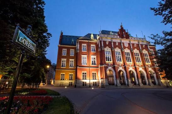 Học phí Jagiellonian University