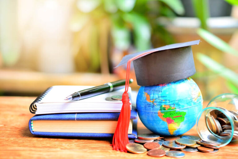 Du học Mỹ hay Canada 2026? Nên chọn quốc gia nào phù hợp với bạn? - MISSION EDU