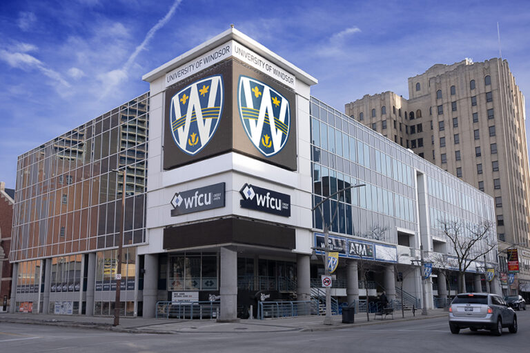 DU HỌC CANADA TẠI UNIVERSITY OF WINDSOR – HỌC BỔNG LÊN ĐẾN 80.000 CAD!