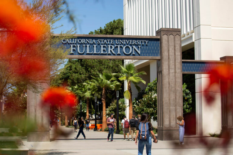 California State University, Fullerton (CSUF): Du học Mỹ tại đại học công lập ở California