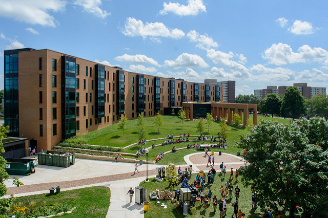 University of Wisconsin–Oshkosh: Lộ trình chuyển tiếp vào đại học Top 50 Mỹ
